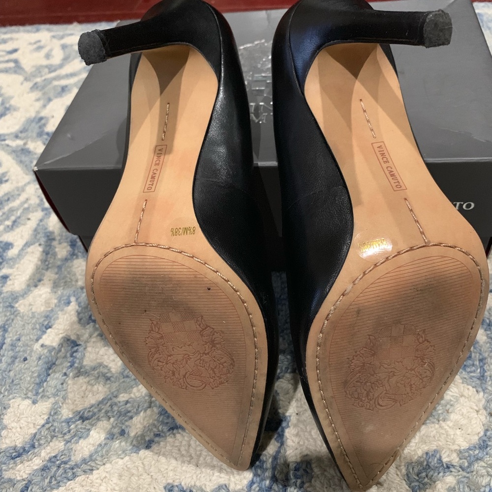 Vince Camuto Pumps - Picture 4 of 5